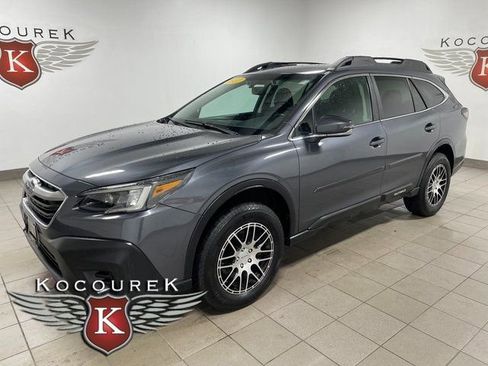Used 2022 Subaru Outback Premium AWD/4WD image 3