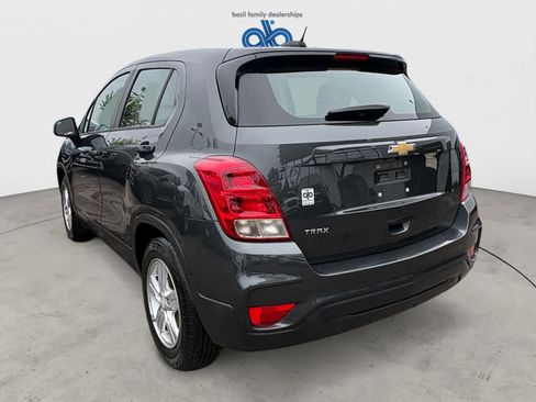 Used 2019 Chevrolet Trax LS FWD image 5