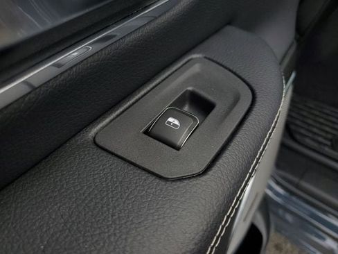 New 2026 RAM 1500 Laramie w/ Night Edition AWD/4WD image 16