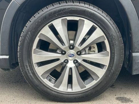 Used 2020 Subaru Ascent Touring AWD/4WD image 9