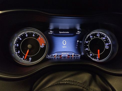 Used 2021 Jeep Cherokee Latitude Lux 80th Anniv w/ Quick Order Package 26U 80TH image 23