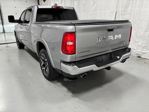 Used 2025 RAM 1500 Laramie AWD/4WD image 5