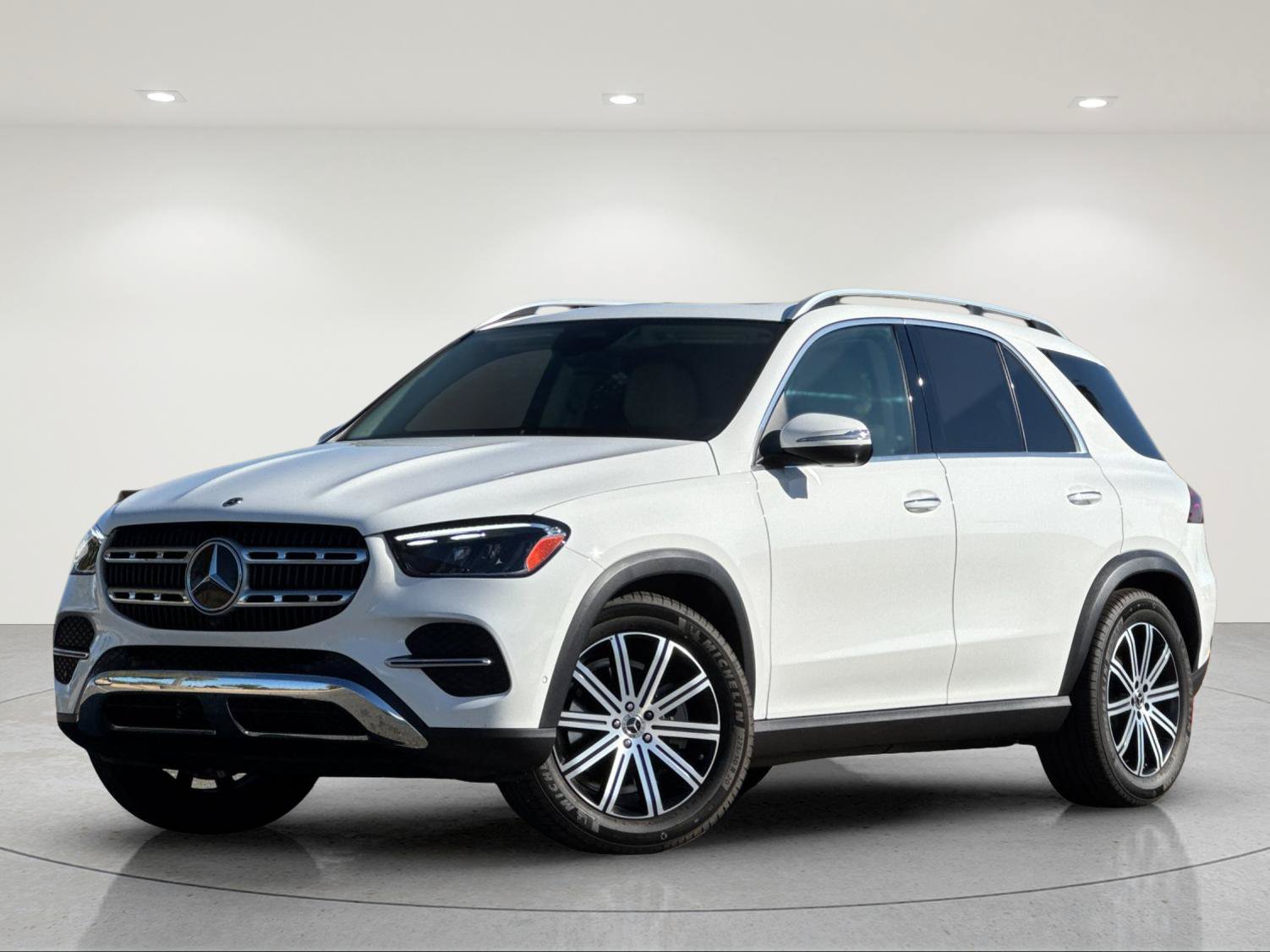 Certified 2026 Mercedes-Benz GLE 350 4MATIC image 2