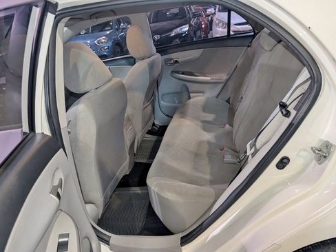 Used 2012 Toyota Corolla LE image 18