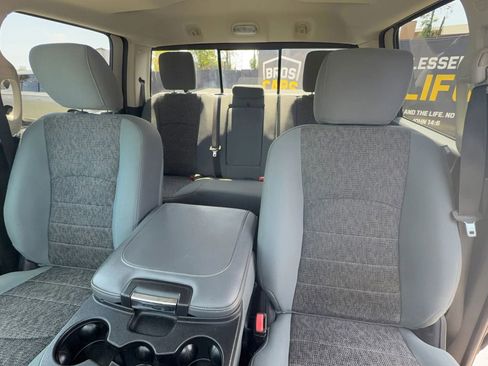 Used 2016 RAM 1500 Big Horn RWD image 14