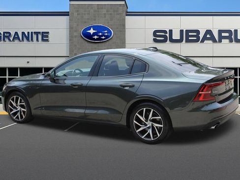 Used 2020 Volvo S60 T5 Momentum FWD image 7
