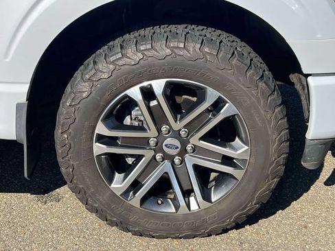 Used 2022 Ford F150 XL w/ STX Appearance Package AWD/4WD image 7
