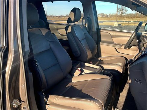 Used 2016 Honda Odyssey EX-L image 8
