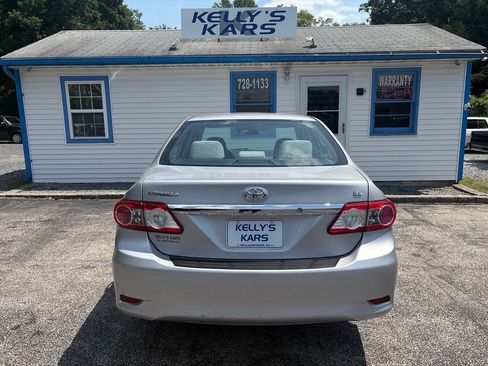 Used 2011 Toyota Corolla FWD image 5
