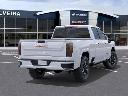 New 2026 GMC Sierra 3500 Denali w/ Denali Reserve Package AWD/4WD image 4