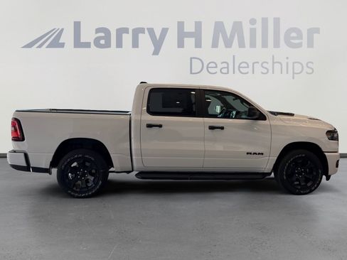 New 2026 RAM 1500 Express AWD/4WD image 6