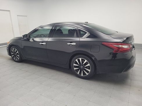 Used 2018 Nissan Altima 2.5 SV w/ 2.5 SV Technology Package FWD image 3