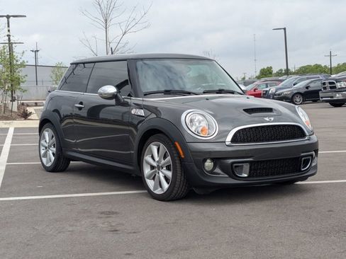 Used 2013 MINI Cooper S image 3