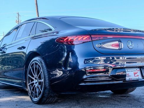 Used 2022 Mercedes-Benz EQS 580 580 image 23