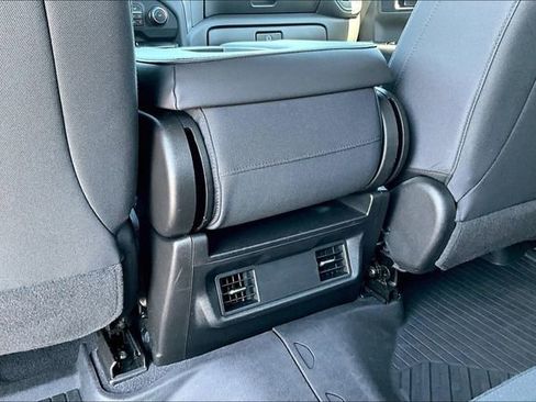 Used 2020 Chevrolet Silverado 1500 Custom Trail Boss w/ Custom Convenience Package AWD/4WD image 11