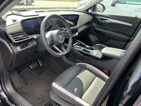 Used 2025 Buick Envision Sport Touring image 7
