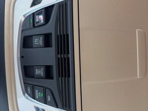 Used 2025 Acura MDX w/ Technology Package AWD/4WD image 20