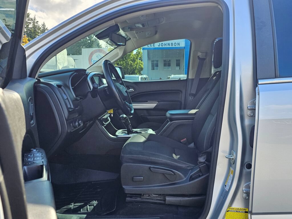 Used 2017 Chevrolet Colorado LT w/ LT Convenience Package AWD/4WD image 22