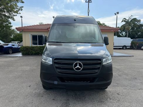 Used 2019 Mercedes-Benz Sprinter 170 image 10