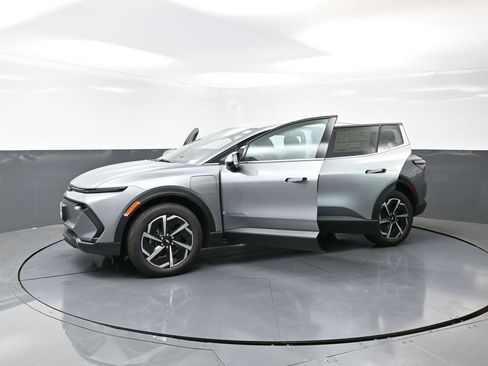 New 2026 Chevrolet Equinox EV LT image 48