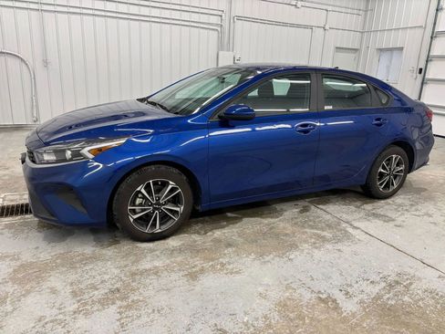 Used 2024 Kia Forte LXS FWD image 15