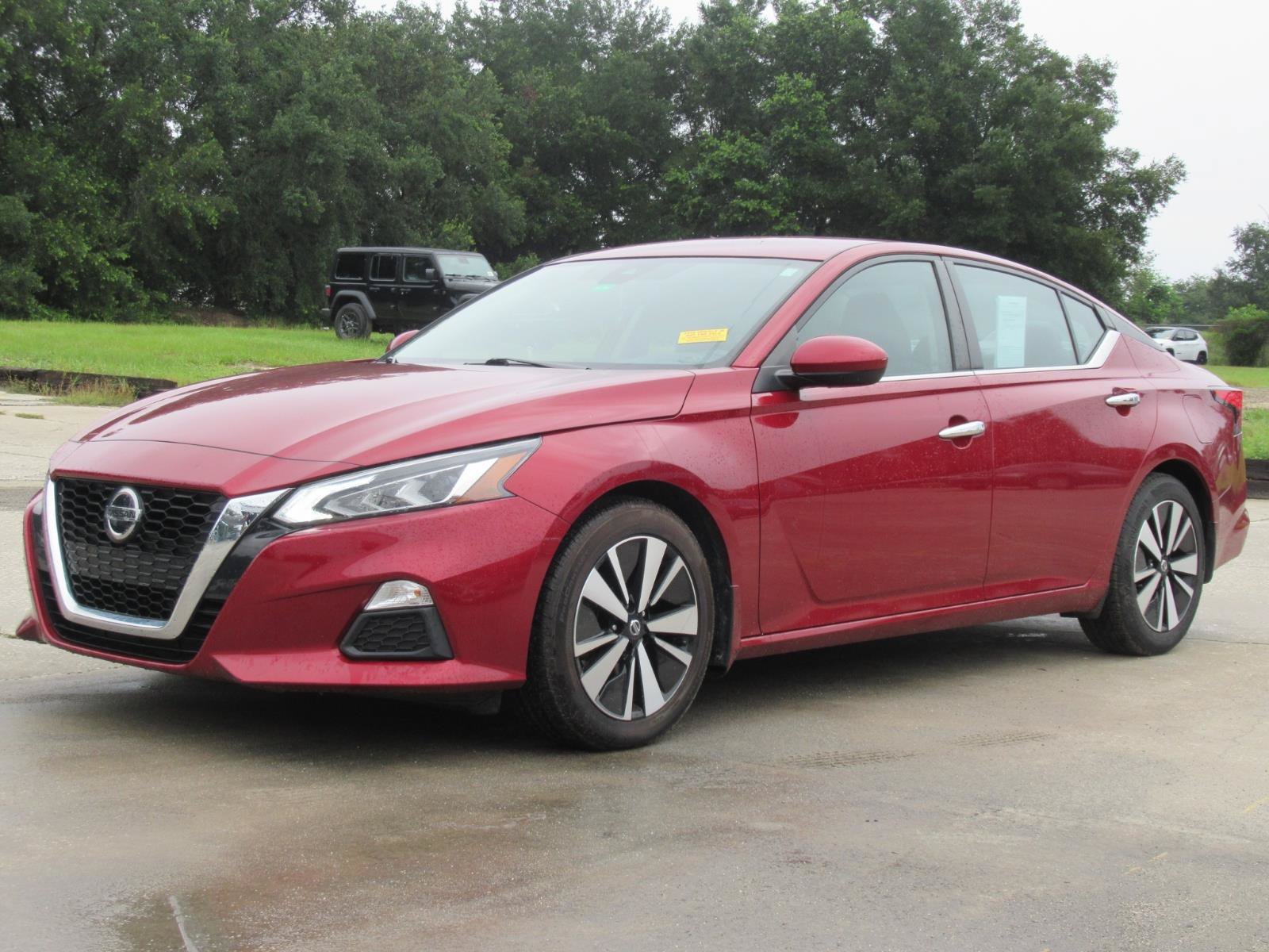 Used 2022 Nissan Altima 2.5 SV FWD image 2