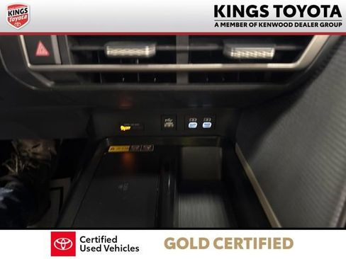 Certified 2025 Toyota Camry SE w/ Convenience Package image 30