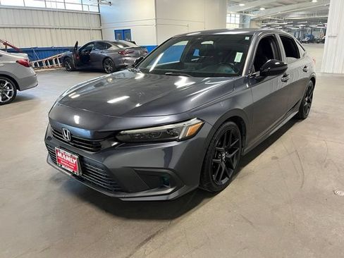 Used 2023 Honda Civic Sport image 7