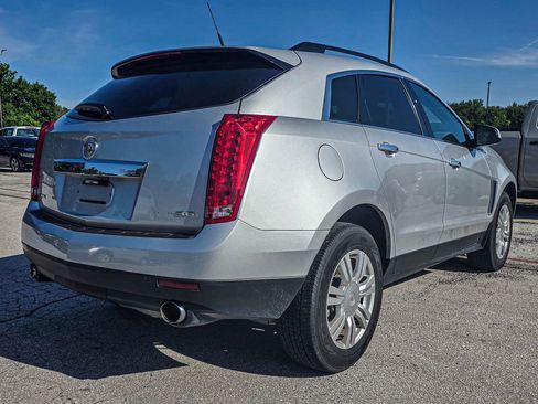 Used 2013 Cadillac SRX FWD image 6