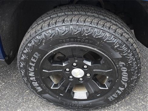 Certified 2018 Chevrolet Silverado 1500 LT w/ All Star Edition image 11