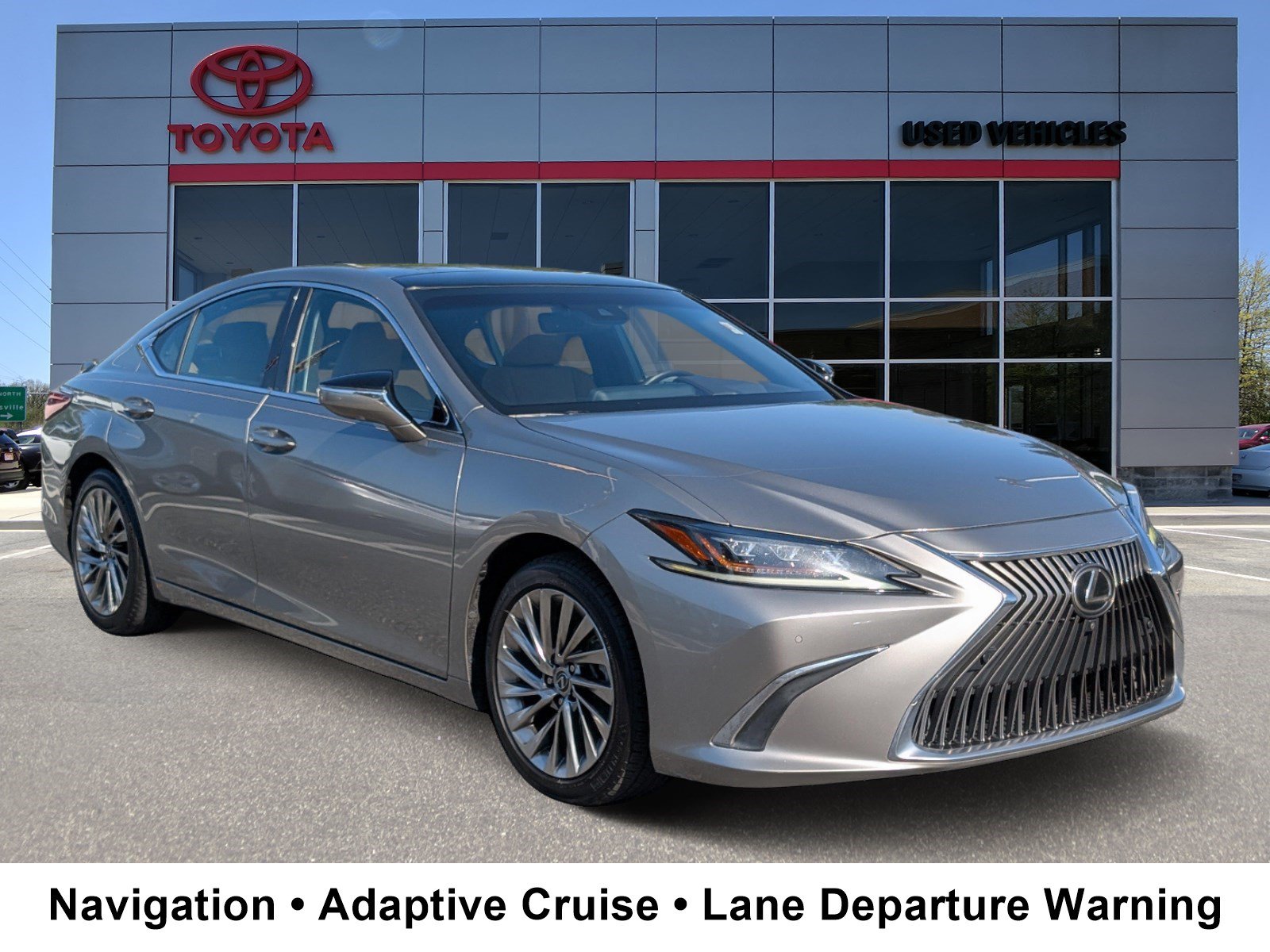 Used 2020 Lexus ES 350 Ultra Luxury w/ Accessory Package 2 FWD image 1