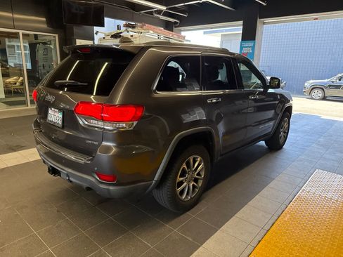 Used 2016 Jeep Grand Cherokee Limited w/ Trailer Tow Group IV AWD/4WD image 10