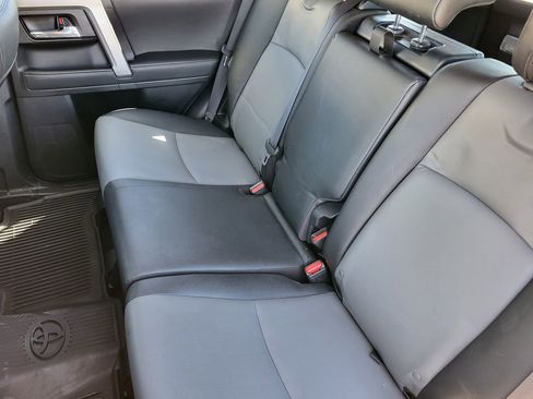 Used 2020 Toyota 4Runner SR5 Premium image 27