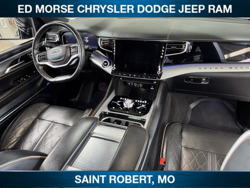 Used 2023 Jeep Grand Wagoneer L Series III AWD/4WD image 38