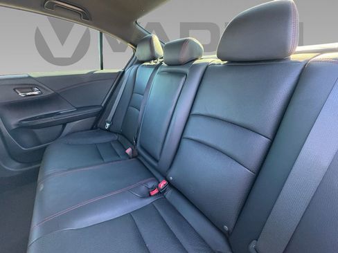 Used 2017 Honda Accord Sport Special Edition image 3