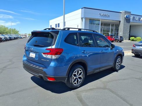 Used 2024 Subaru Forester Premium w/ POP Package 3 AWD/4WD image 9