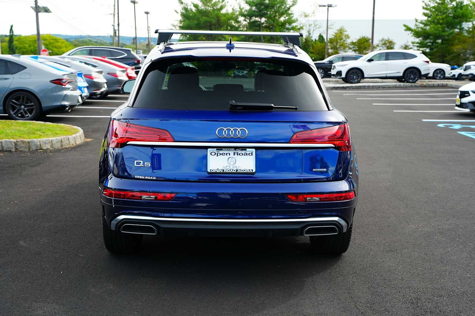 Used 2023 Audi Q5 2.0T Premium w/ Convenience Package AWD/4WD image 6