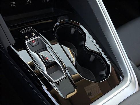 New 2025 Audi Q5 Premium Plus image 15