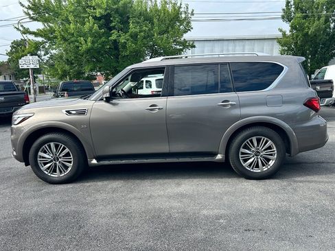 Used 2018 INFINITI QX80 4WD w/ Driver Assistance Package image 6