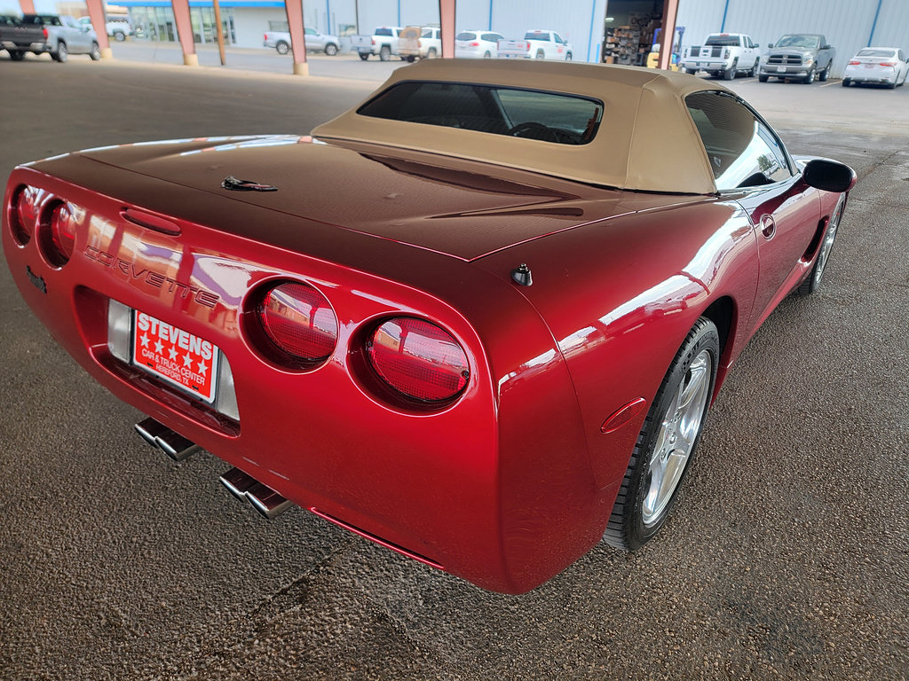 Used 2000 Chevrolet Corvette Convertible w/ Performance Handling Pkg RWD image 8