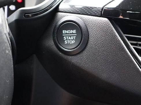 Used 2025 Ford Escape ST-Line Select AWD/4WD image 27