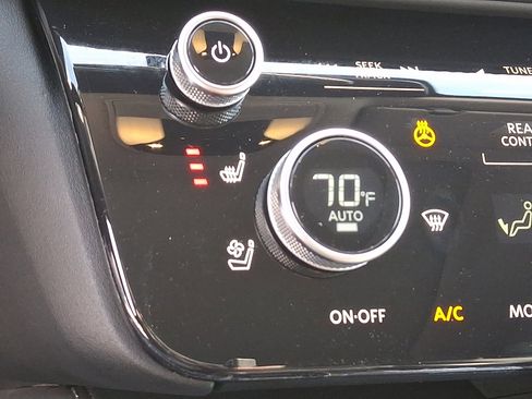 Certified 2025 INFINITI QX60 Luxe image 28