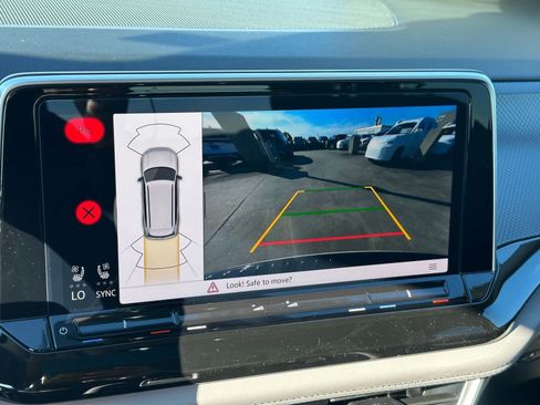 New 2026 Volkswagen Atlas Peak Edition AWD/4WD image 25