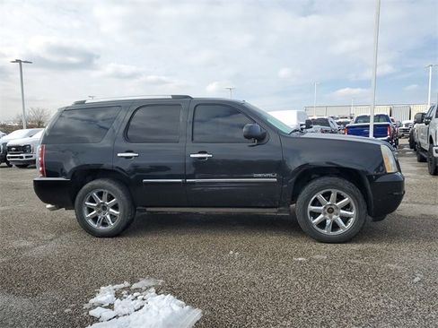 Used 2012 GMC Yukon Denali image 3