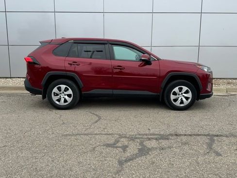 Certified 2022 Toyota RAV4 LE image 34