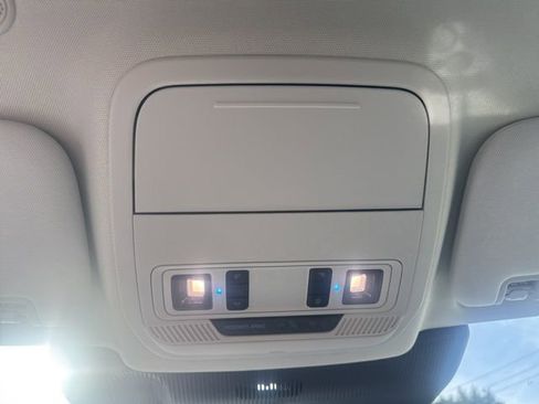 New 2026 Ford Explorer Active w/ Active Comfort Package image 18