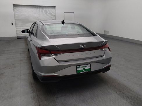 Used 2021 Hyundai Elantra SEL FWD image 6