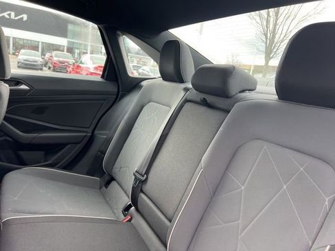Used 2025 Volkswagen Jetta Sport image 10