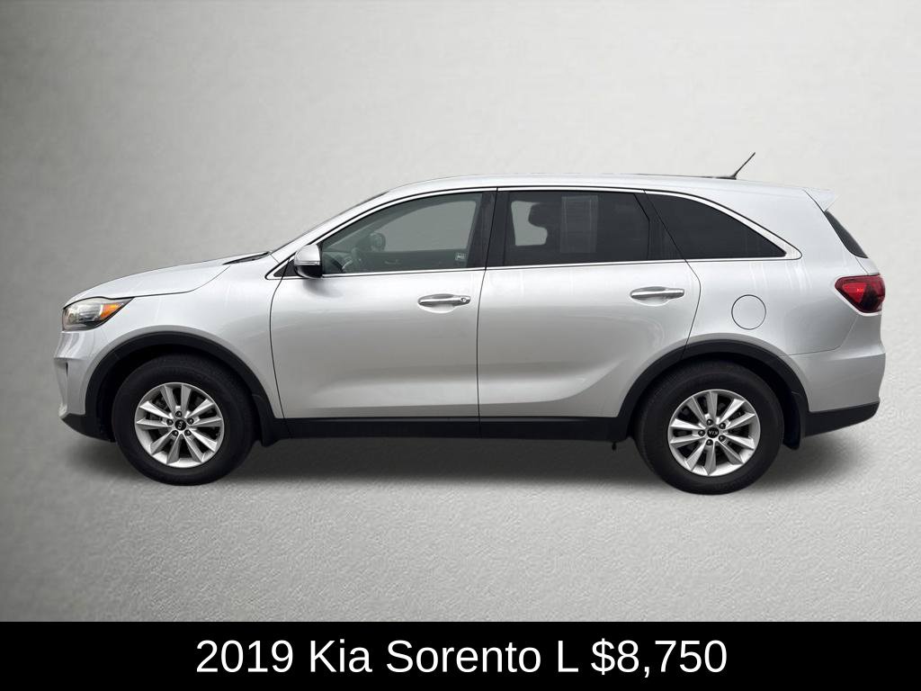 Used 2019 Kia Sorento L FWD image 6