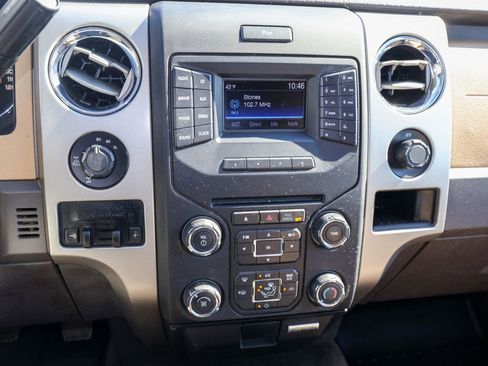 Used 2014 Ford F150 XLT w/ Equipment Group 302A Luxury AWD/4WD image 9